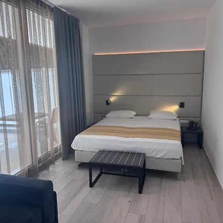 Hotel Venice Hvb 34 Lifestyle 4 Superior 4*