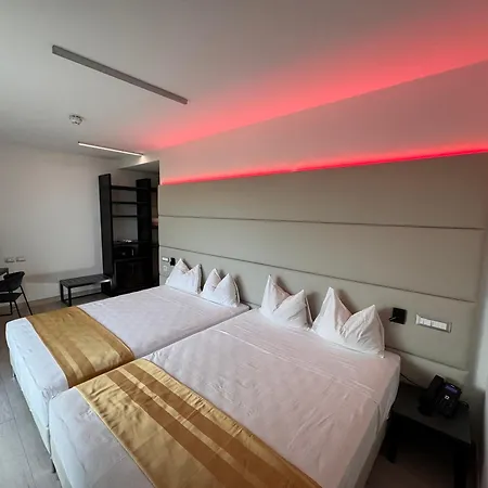 Hotel Venice Hvb 34 Lifestyle 4 Superior 4*