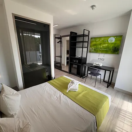 מלון Venice Hvb 34 Lifestyle 4 Superior ביביונה