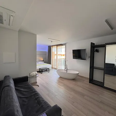 Venice Hvb 34 Lifestyle 4 Superior מלון ביביונה
