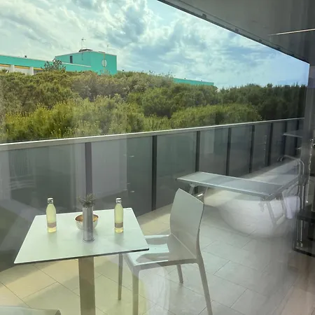 Venice Hvb 34 Lifestyle 4 Superior 4* ביביונה